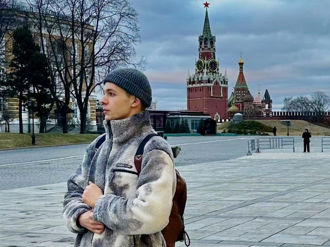 俄罗斯留学生景柯的跨文化成长故事