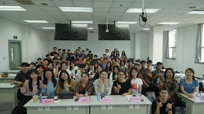 东软墨子工坊·2025印尼青年数字经济中国行研修班圆满结业