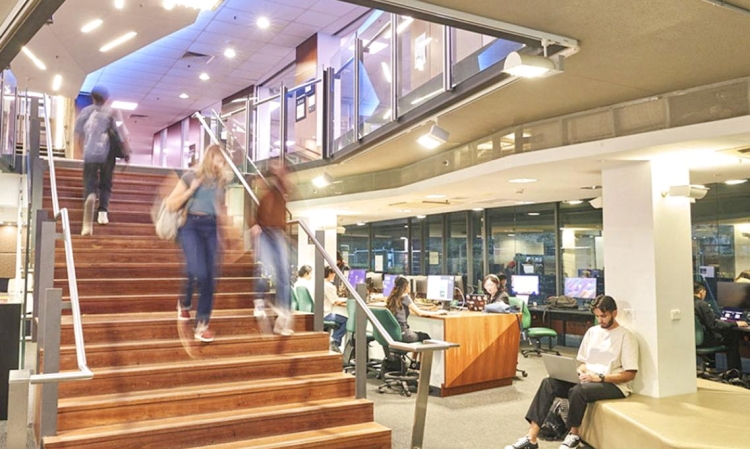 card-biological-sciences-library-entrance-blurred_0.jpg