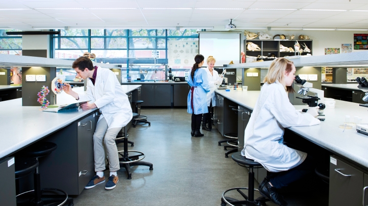 -hero-banner-1920x1080-school-of-pharmacy-and-biomedical-science.jpg